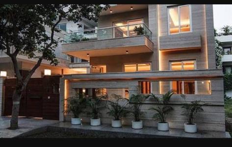 Villa for Sale in Garden Villas, DLF CITY PHASE 4, Gurgaon