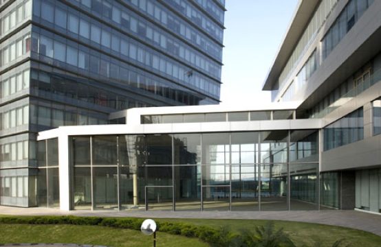 Pre- leased Office Space for Sale in Vatika Towers: Sector-54, Golf Course Road, Gurgaon