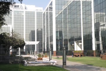 DLF_Corporate_Park-650x481 (1)